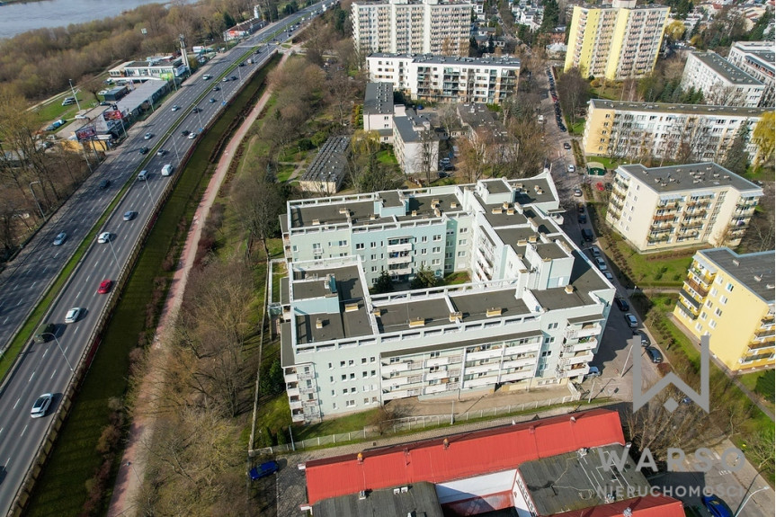 Warszawa, Praga-Południe, Arabska, 2 pokoje, garaż, balkon. Od zaraz.